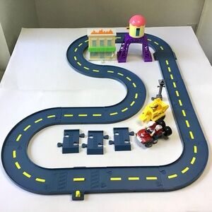 Paw Patrol Road Track Set Ryder ATV Rubble Water Tower Fire Building 24 Pieces